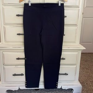 Navy blue ankle pant